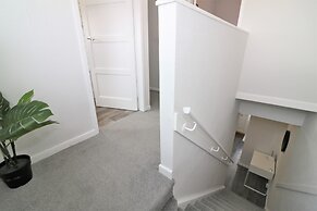 Caldercruix House - Airdrie