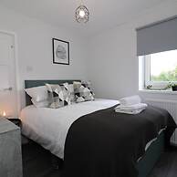 Caldercruix House - Airdrie