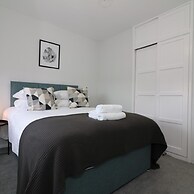 Caldercruix House - Airdrie