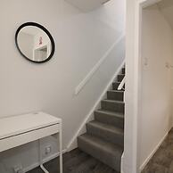 Caldercruix House - Airdrie