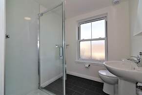 No 11 Bonnet Road - 2 Bed