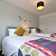 Moore View - Hamilton