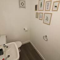 Barons Court - Paisley