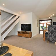 Barons Court - Paisley