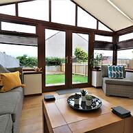 Barons Court - Paisley