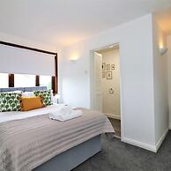 Barons Court - Paisley