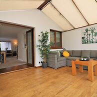 Barons Court - Paisley