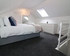 Barons Court - Paisley