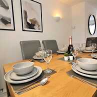 Barons Court - Paisley