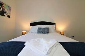 No 9 Bonnet Apartments - 3 Bed