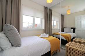 Morrison House Holytown