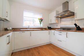 Morrison House Holytown