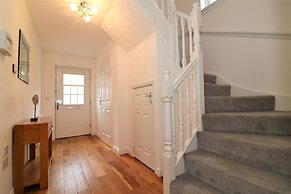 Morrison House Holytown