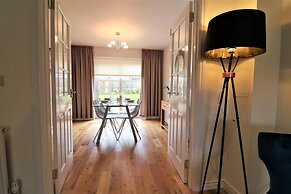 Morrison House Holytown