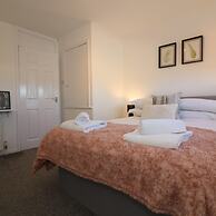 Honeywell House - Airdrie