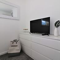 Honeywell House - Airdrie