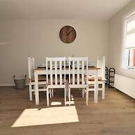 Honeywell House - Airdrie