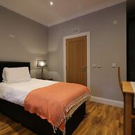 Linden Cottage Room 2 - Airdrie