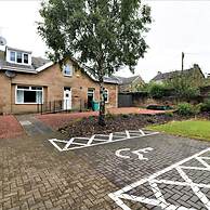 Linden Cottage Room 2 - Airdrie