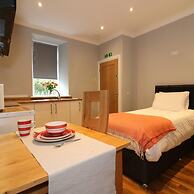 Linden Cottage Room 2 - Airdrie