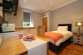 Linden Cottage Room 2 - Airdrie