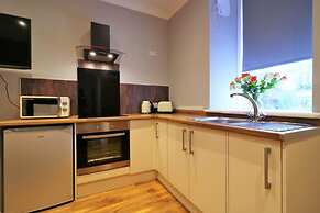 Linden Cottage Room 2 - Airdrie