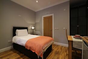 Linden Cottage Room 2 - Airdrie
