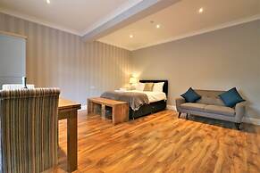 Linden Cottage Room 1 - Airdrie