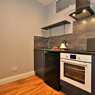 Linden Cottage Room 1 - Airdrie