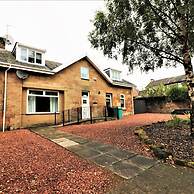 Linden Cottage Room 4 - Airdrie