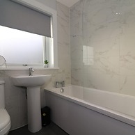 Sunnyside House - Holytown