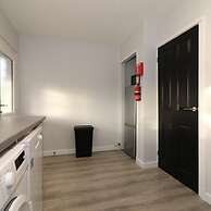 Sunnyside House - Holytown