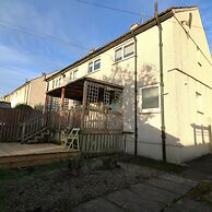 Sunnyside House - Holytown