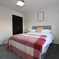 Salisbury House - East Kilbride