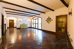 Ca' Maria Narciso by Wonderful Italy