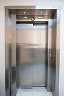 The Pier Penthouse by Daniel&Jacob's