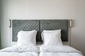 The Pier Penthouse by Daniel&Jacob's