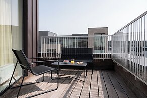 The Pier Penthouse by Daniel&Jacob's