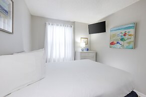 Tradewinds 806 2 Bedroom Condo