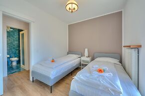 Antares150m From the Lake