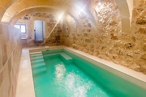 Naduri Beautiful Gozitan Villa Pool