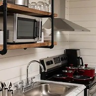 Newly Renovated Downtown Gatlinburg Condo Pool