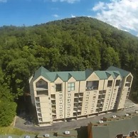 Newly Renovated Downtown Gatlinburg Condo Pool