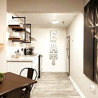 Newly Renovated Downtown Gatlinburg Condo Pool