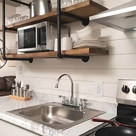 Newly Renovated Downtown Gatlinburg Condo Pool