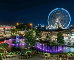 Newly Renovated Downtown Gatlinburg Condo Pool