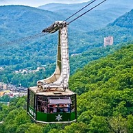 Newly Renovated Downtown Gatlinburg Condo Pool