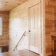 Comfy Retreat w Private Pool Hot Tub Game Room