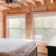 Comfy Retreat w Private Pool Hot Tub Game Room