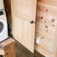 Comfy Retreat w Private Pool Hot Tub Game Room